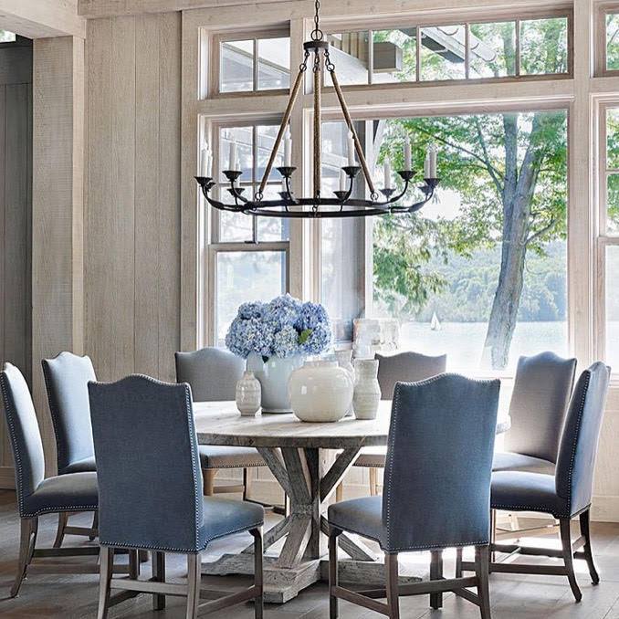 Tips on Choosing a Round Dining Table